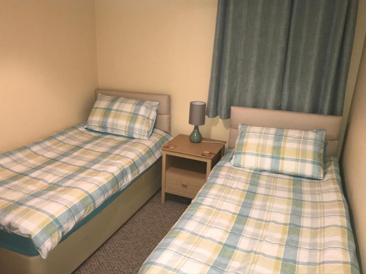 Causeway Holiday Homes Κόλερεϊν Εξωτερικό φωτογραφία